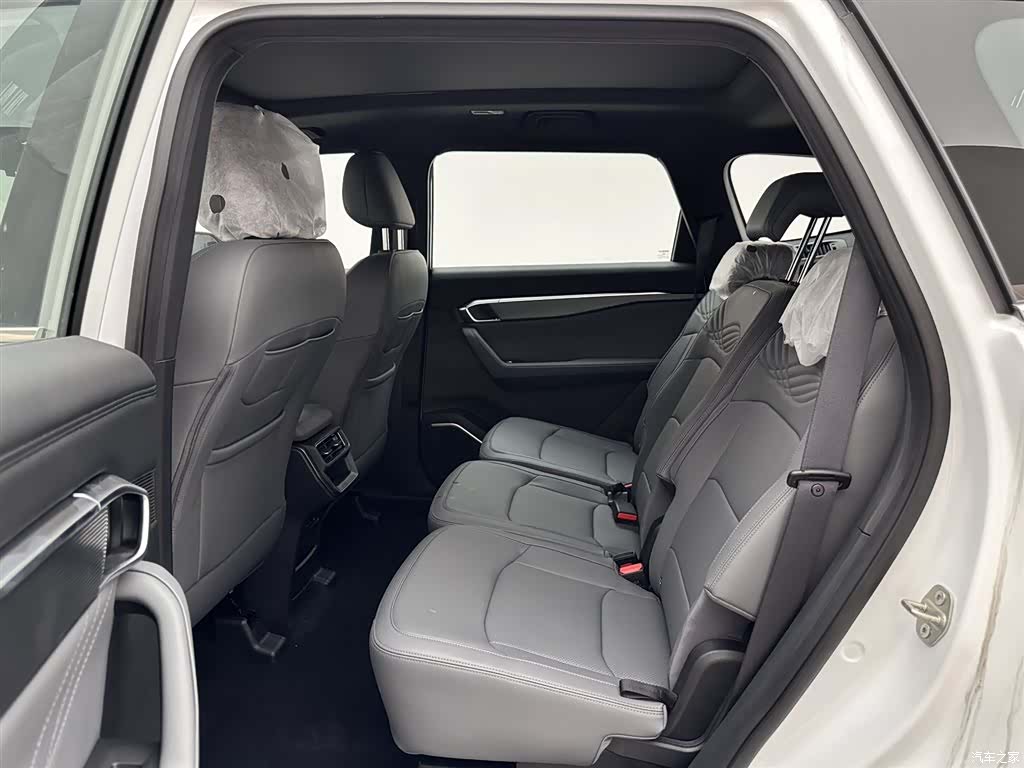 Geely Haoyue, 2026 14