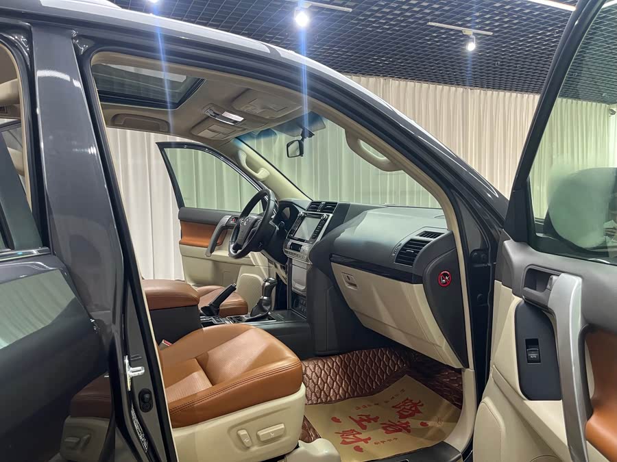 Toyota Prado 2020, фото 13