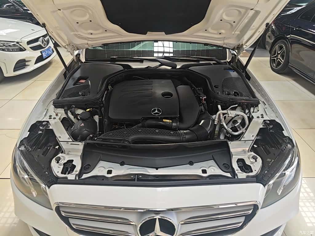 Mercedes-Benz E-Class, 2020 20