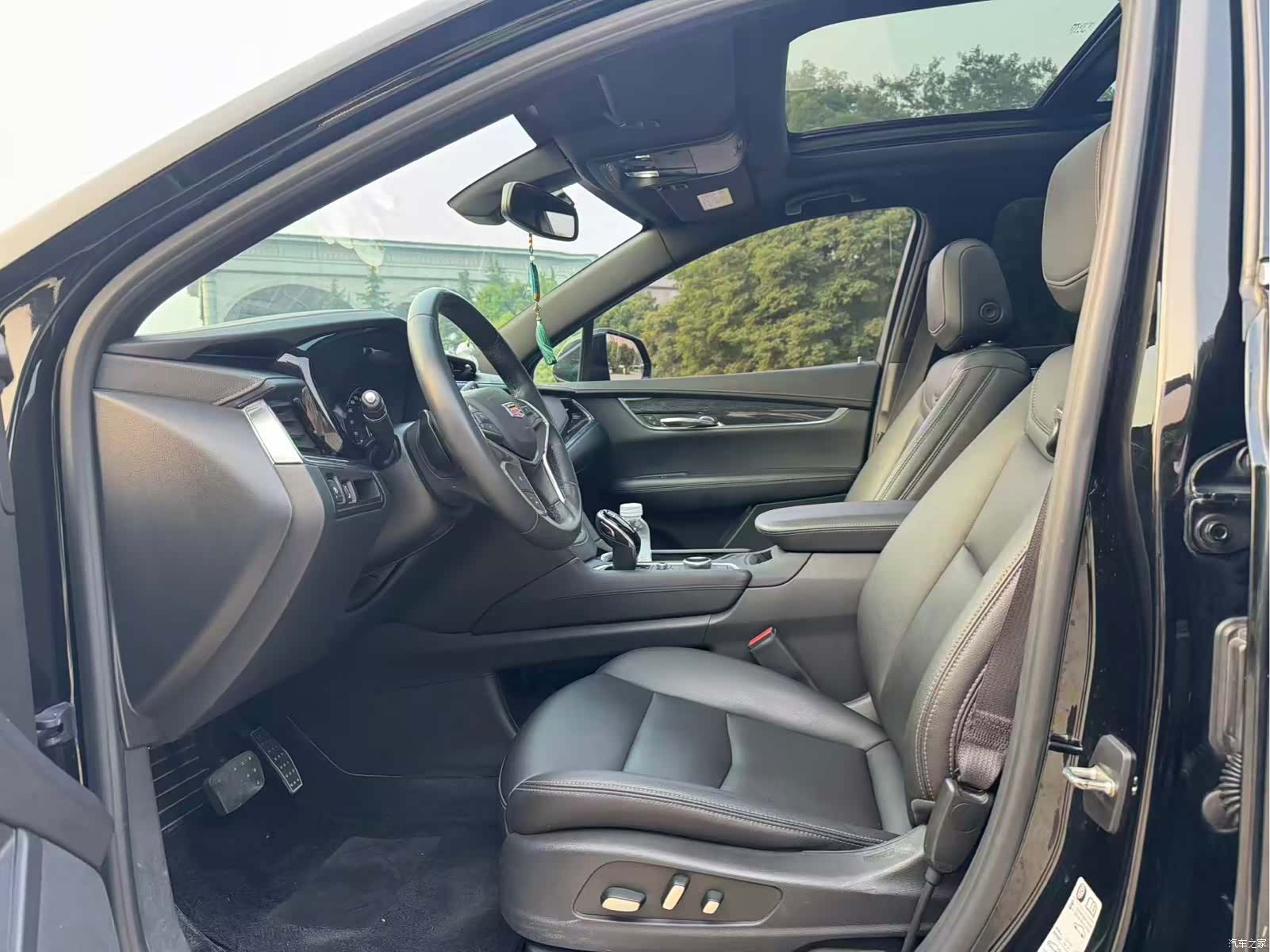 Cadillac XT5, 2022 все фото