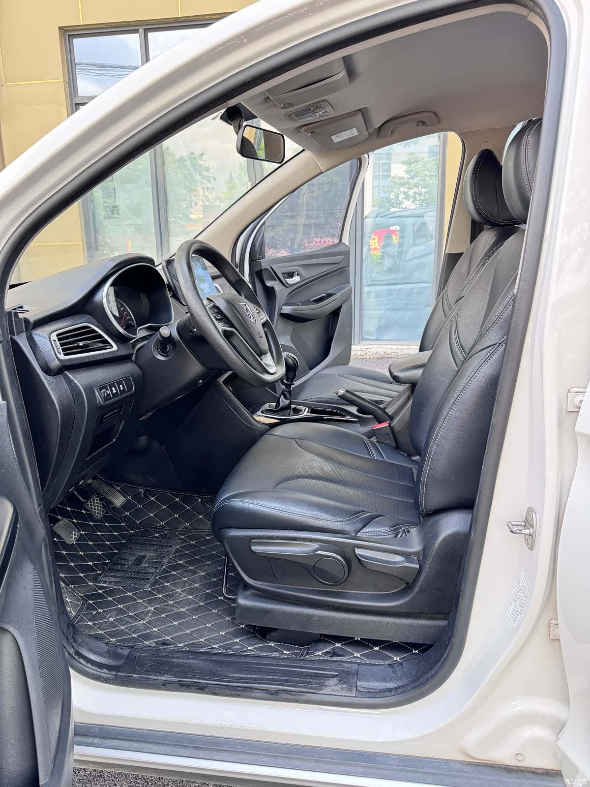 Wuling 730, 2021 9
