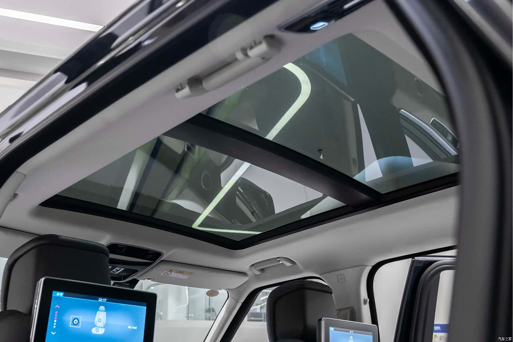 Land Rover Range Rover, 2019 15