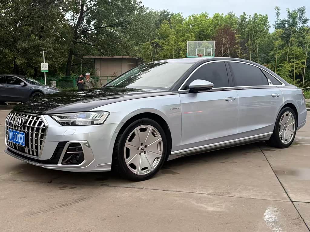 Audi A8