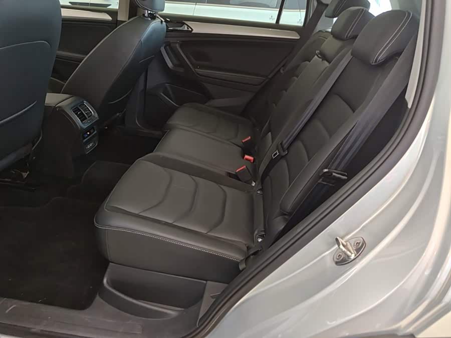Volkswagen Tiguan L 2020, фото 17