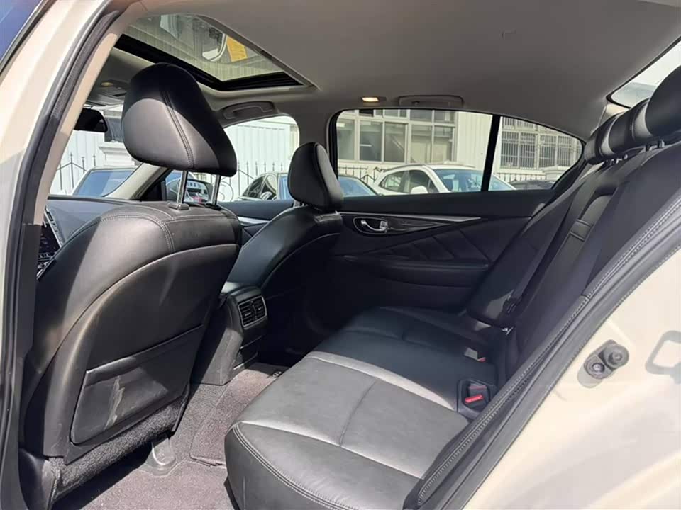 Infiniti Q50L Infiniti Q50L