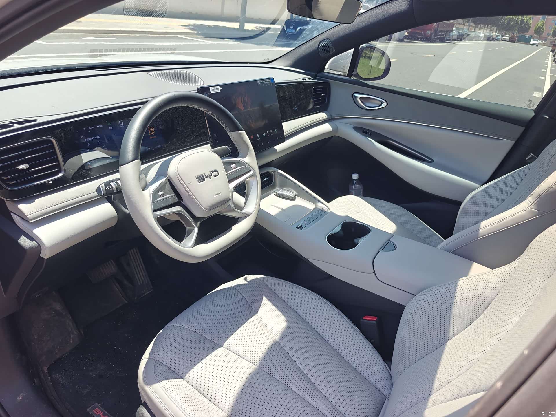 BYD HiAce, 2026 19