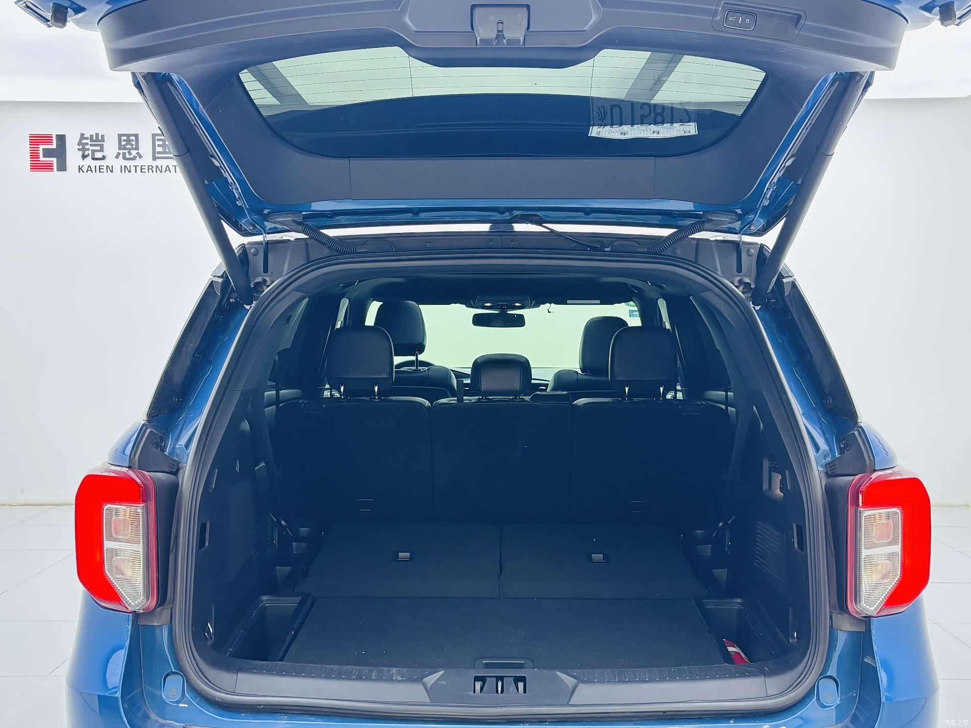 Ford Explorer, 2020 19