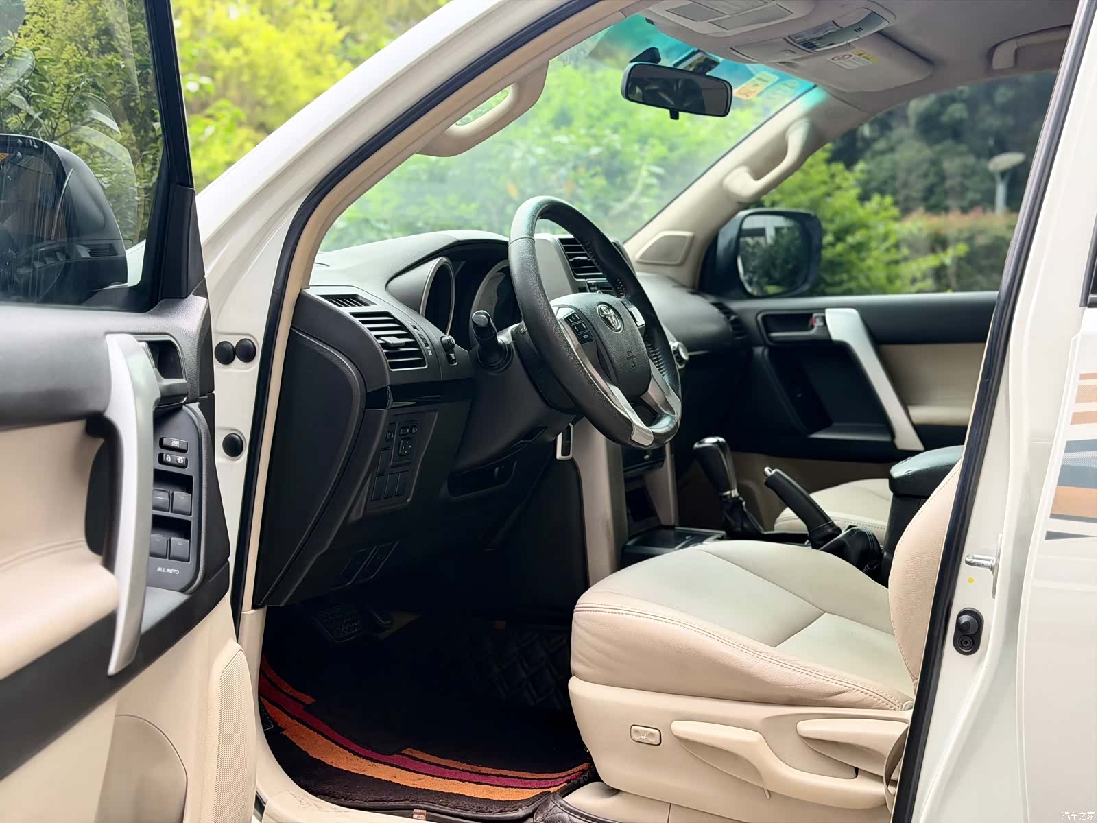 Toyota Prado, 2013 все фото