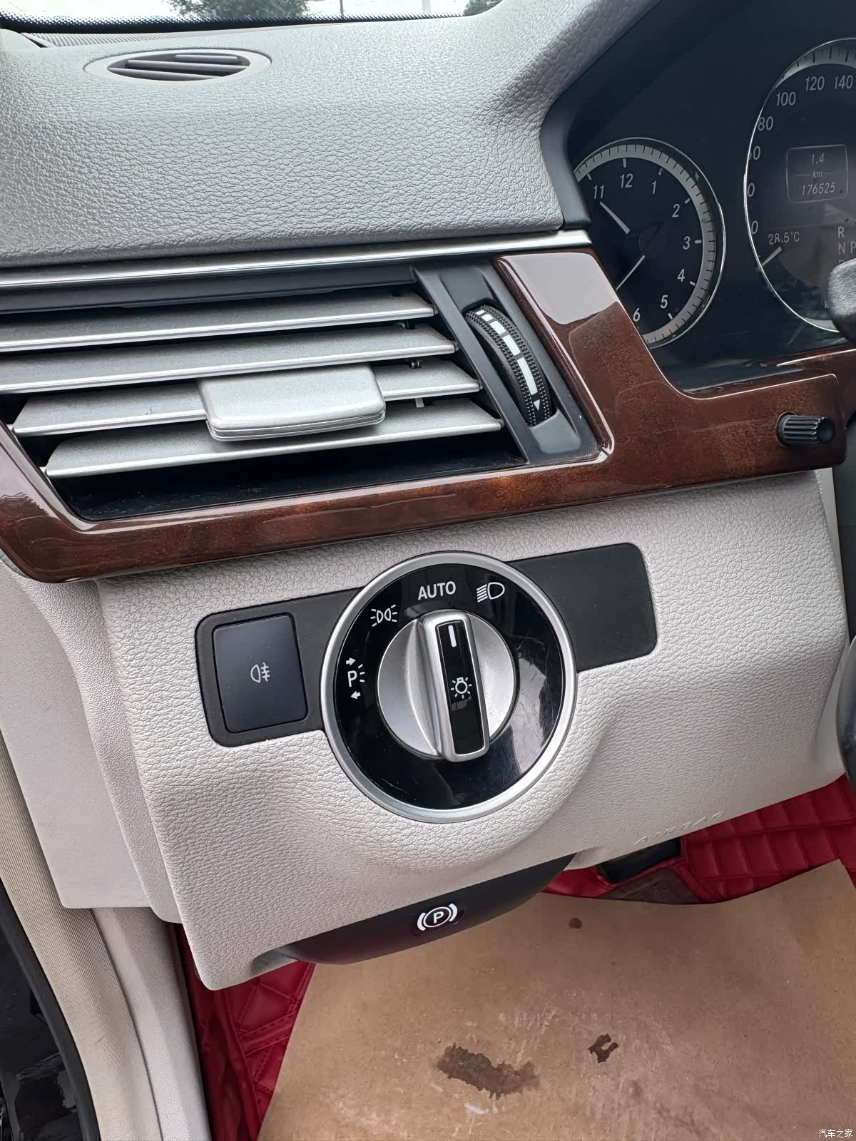 Mercedes-Benz E-Class, 2012 14