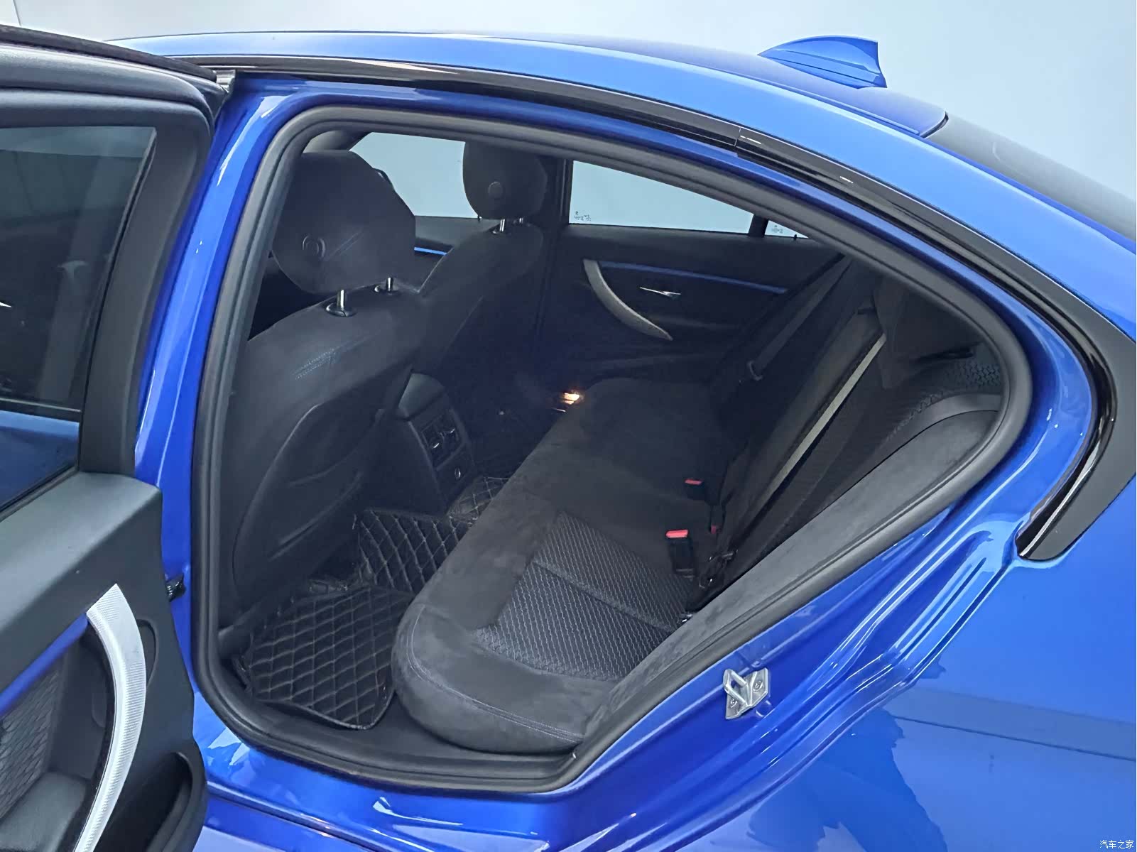 BMW 3 Series, 2018 9
