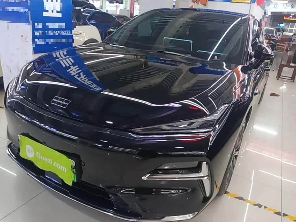 Geely Galaxy Starshine 8