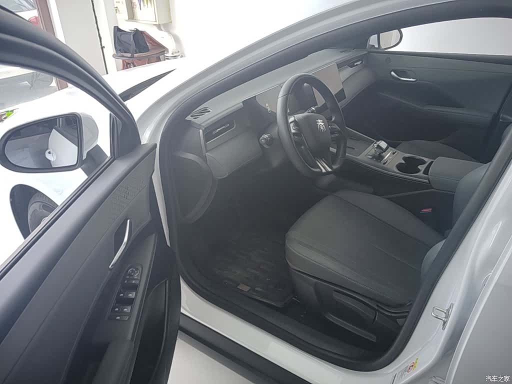 BYD Qin, 2025 16
