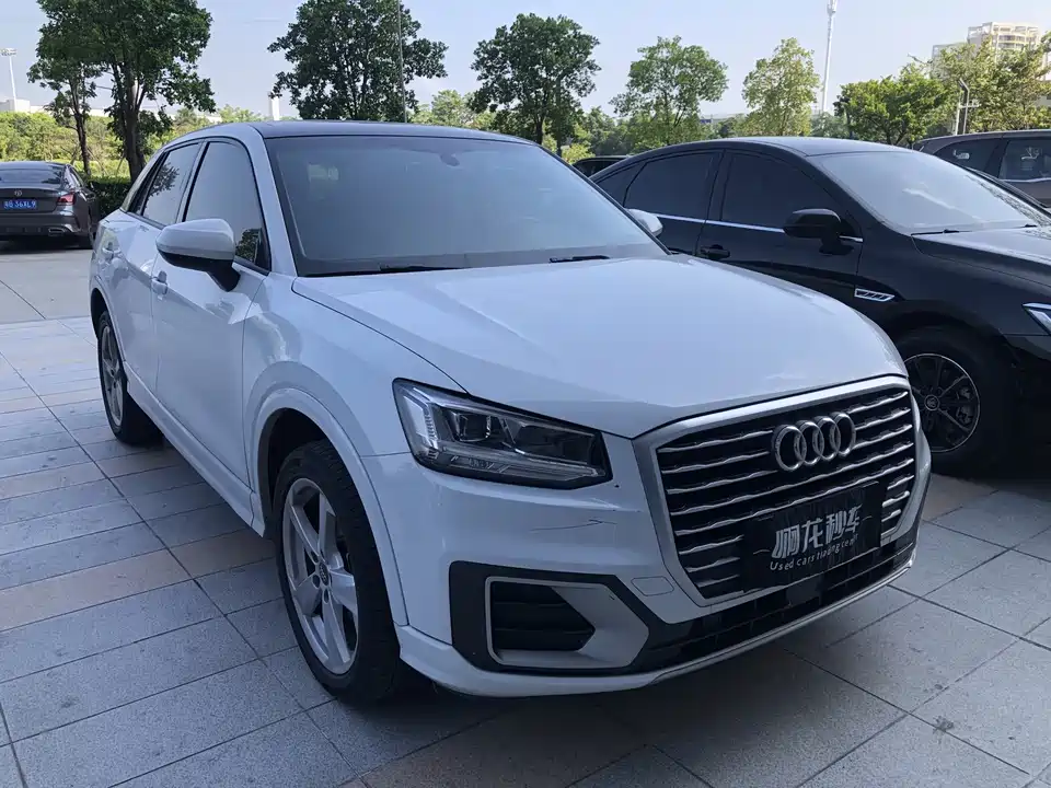 Audi Q2L