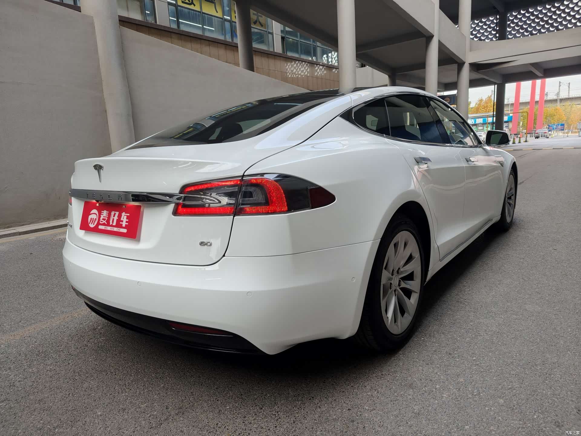 Tesla Model S, 2016 6