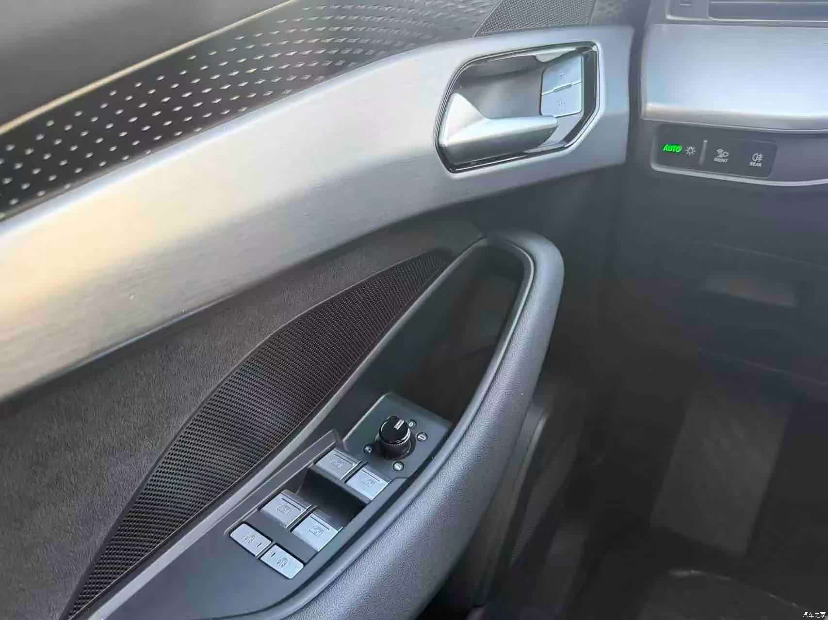 Audi Q6, 2024 12