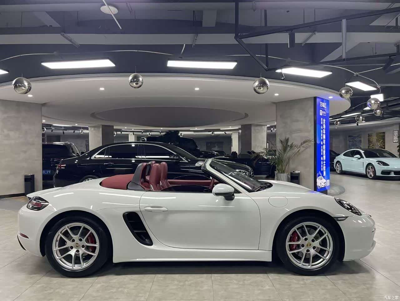 Porsche Boxster, 2020 7