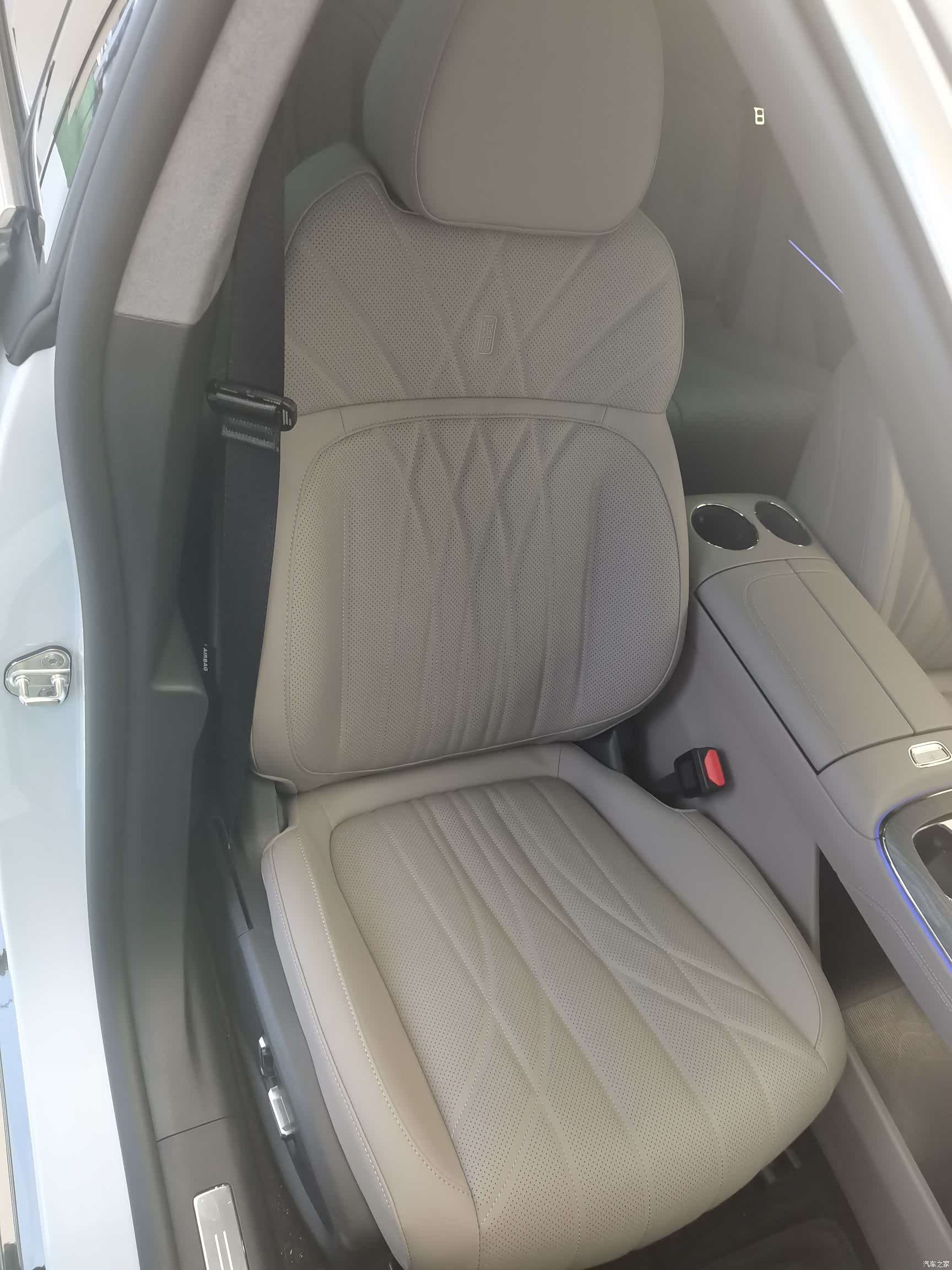 Geely 8, 2026 17