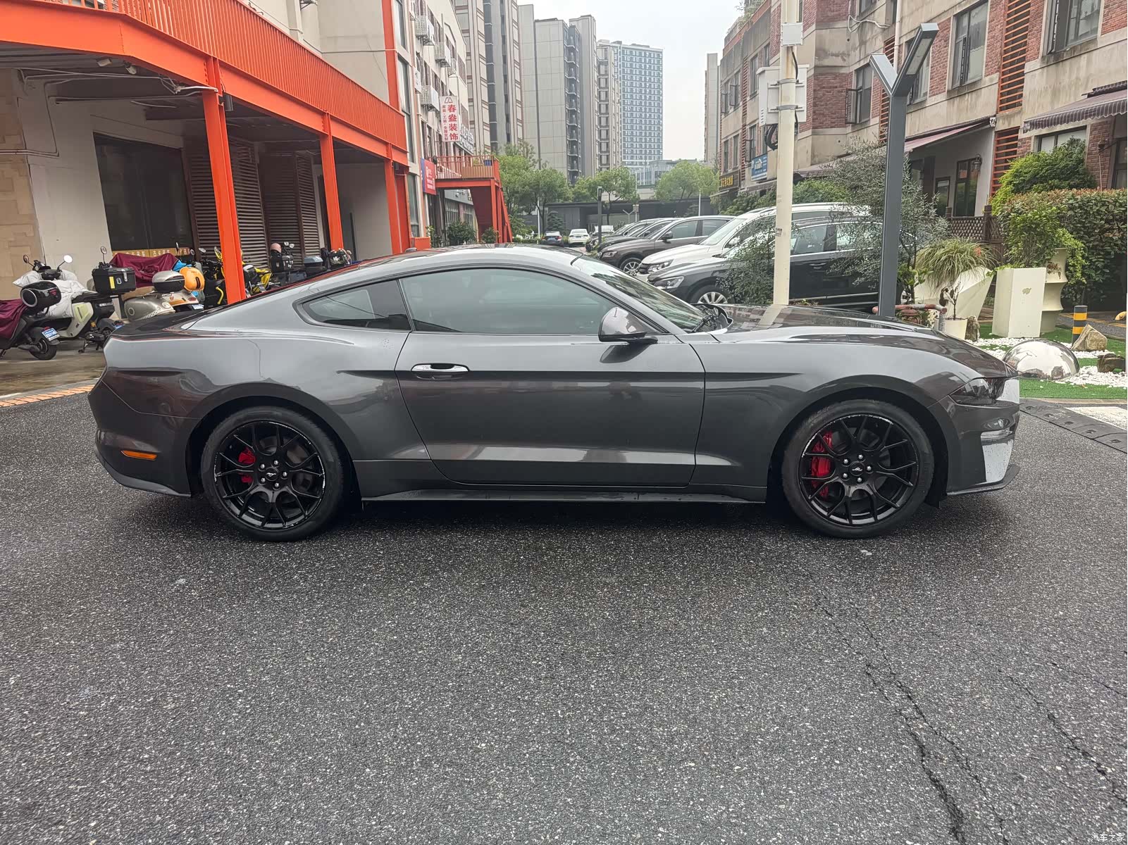 Ford Mustang, 2020 все фото