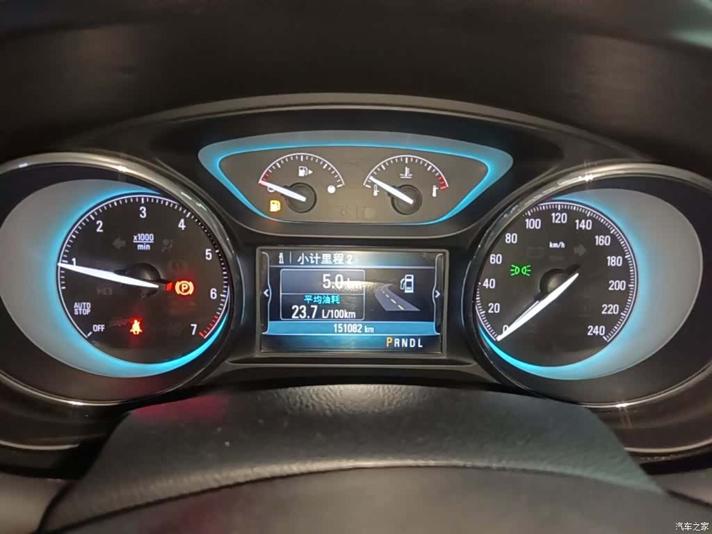 Buick Envision Plus, 2016 12