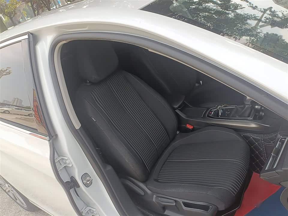 Peugeot 408 Peugeot 408