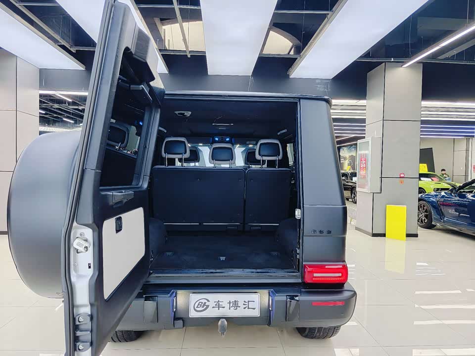 Mercedes-Benz G-class