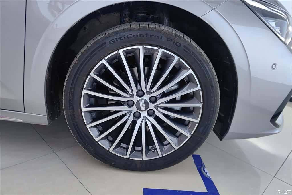 Geely 7, 2026 6