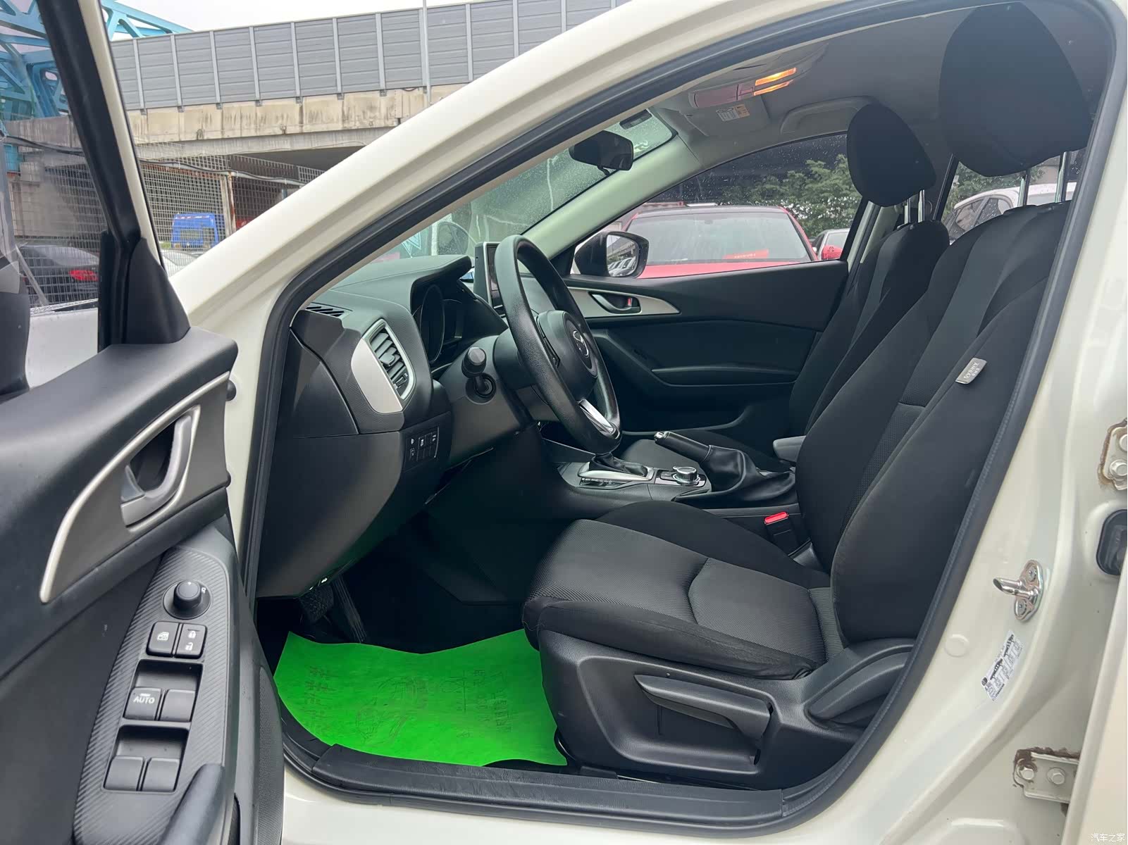 Mazda Mazda3, 2019 4