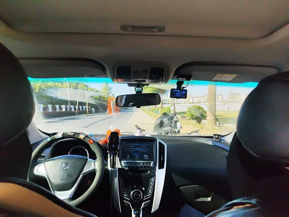 Luxgen Excellent 6 SUV