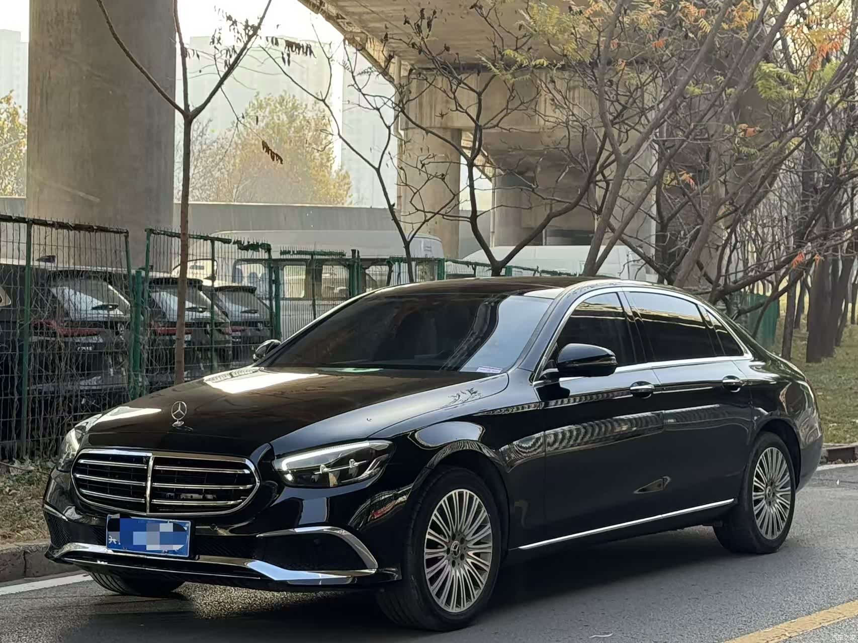 Mercedes-Benz E-Class, 2023 1