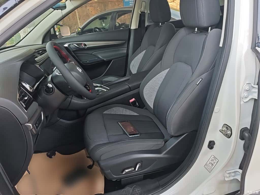 DongFeng AX7, 2019 11