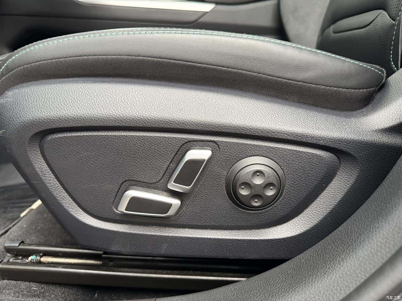 Geely Preface, 2022 10