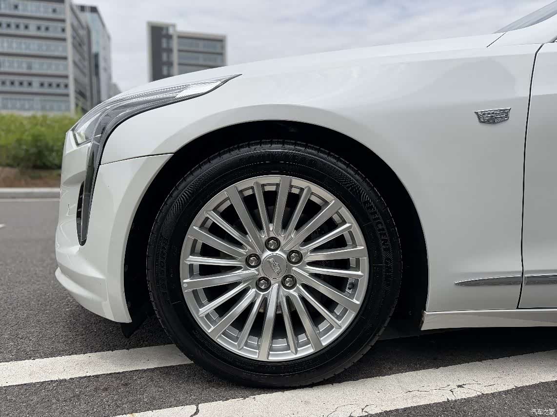 Cadillac CT6, 2022 8