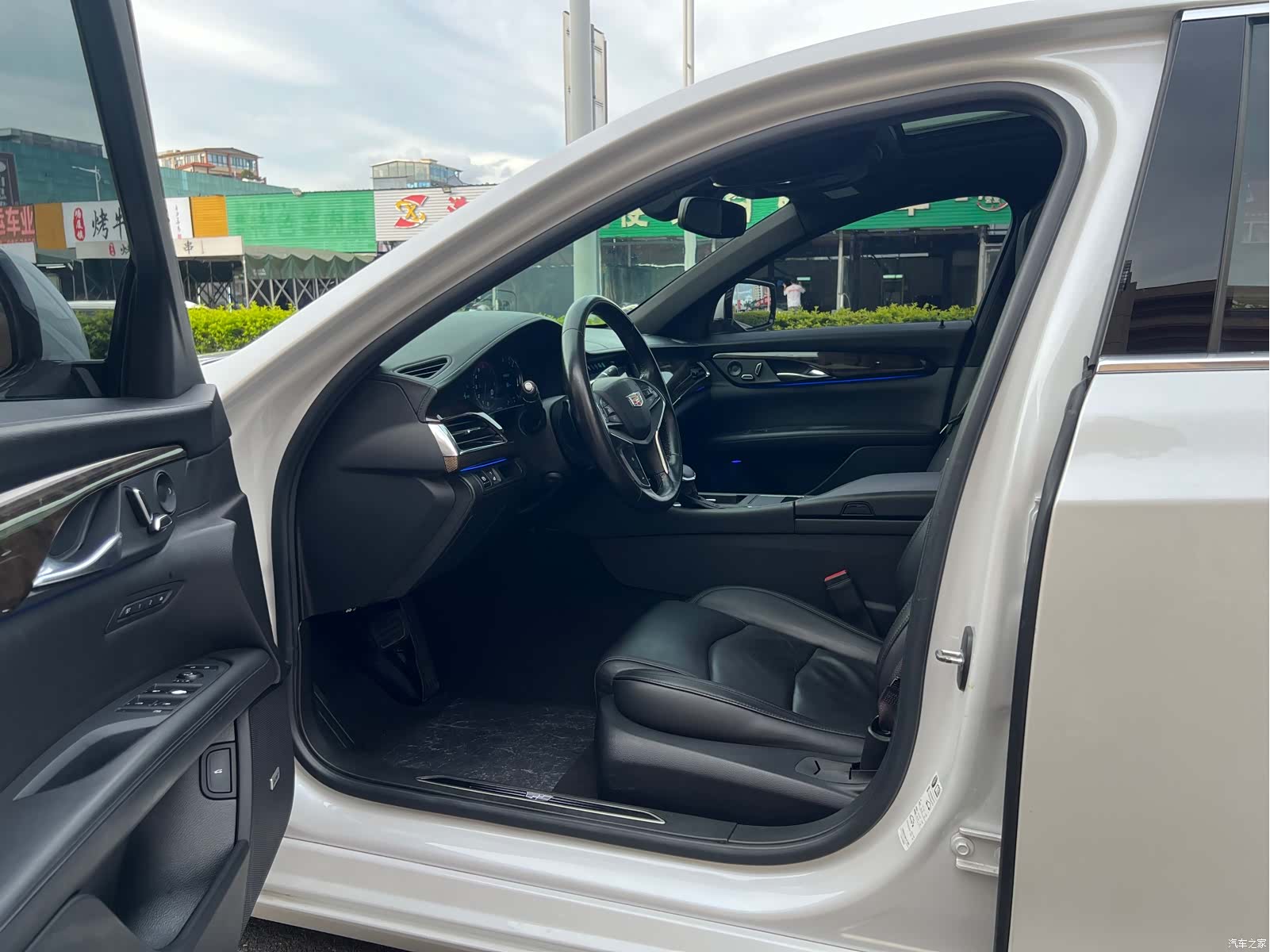 Cadillac CT6, 2018 10