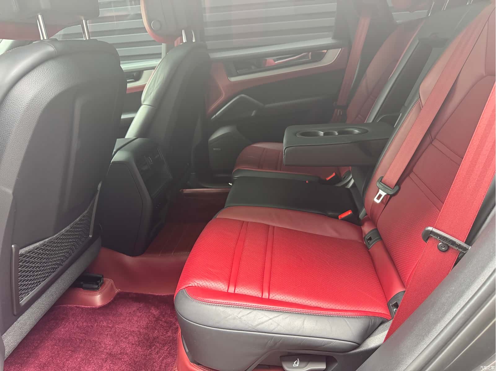 Porsche Cayenne, 2023 10