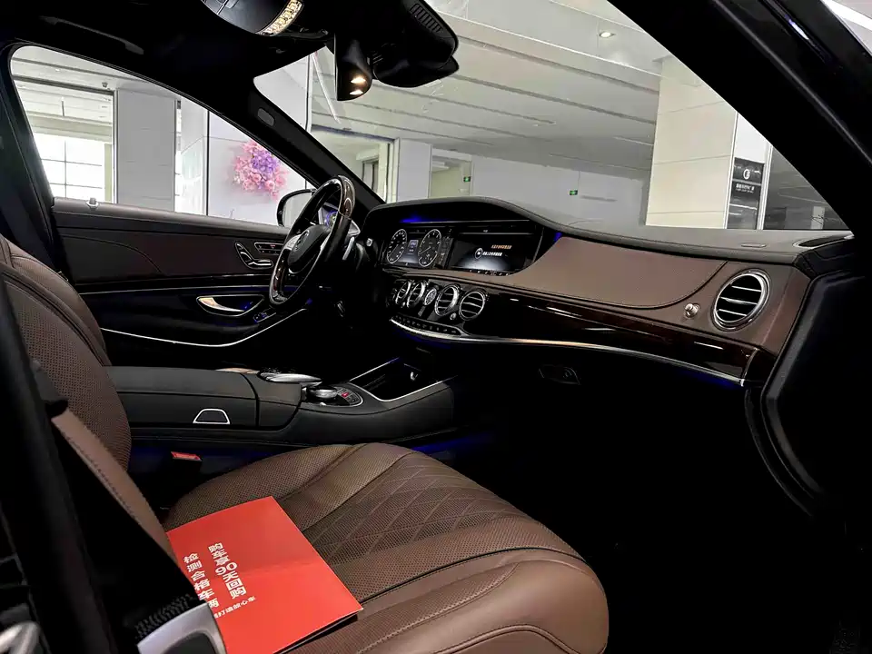 Mercedes-Benz Maybach S-class