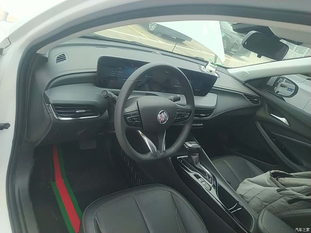Buick Verano, 2023 10