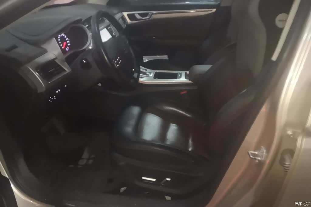 Geely Emgrand, 2017 9