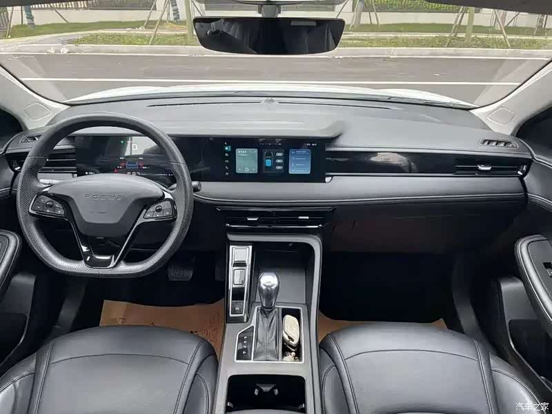 Roewe i5, 2025 7