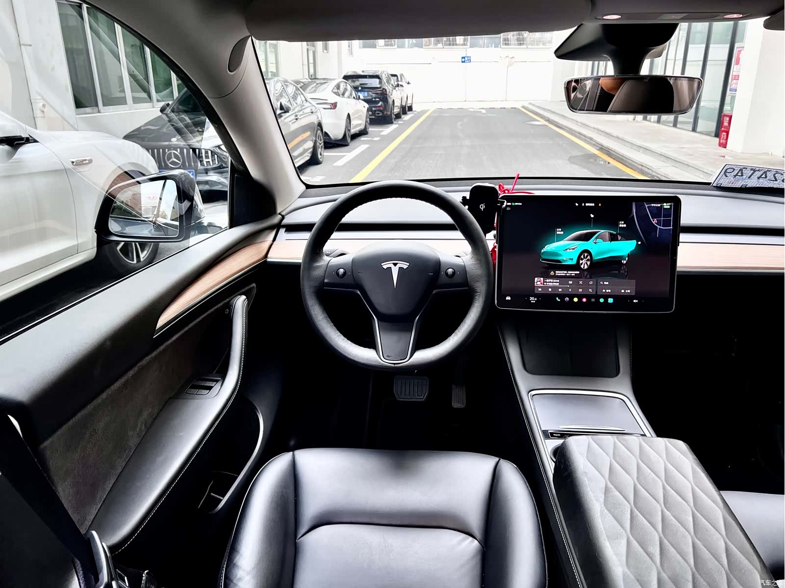 Tesla Model Y, 2022 6