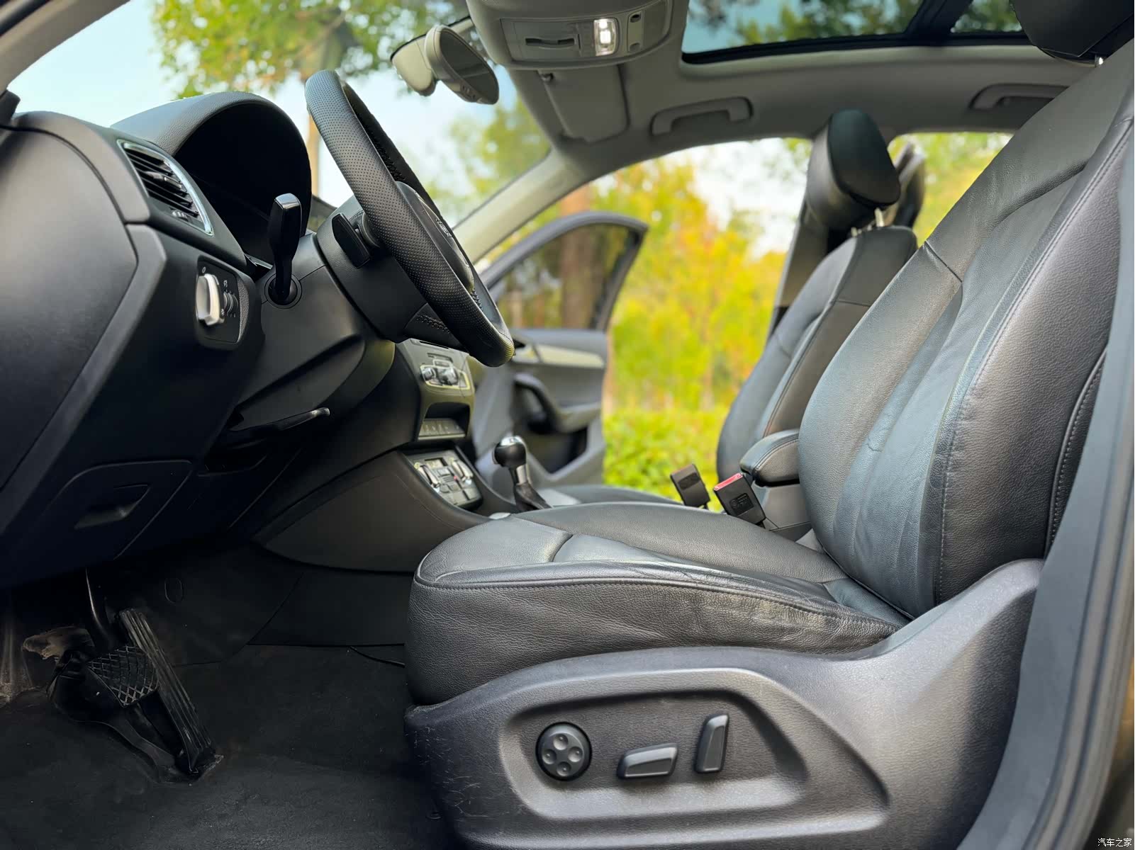 Audi Q3, 2013 4