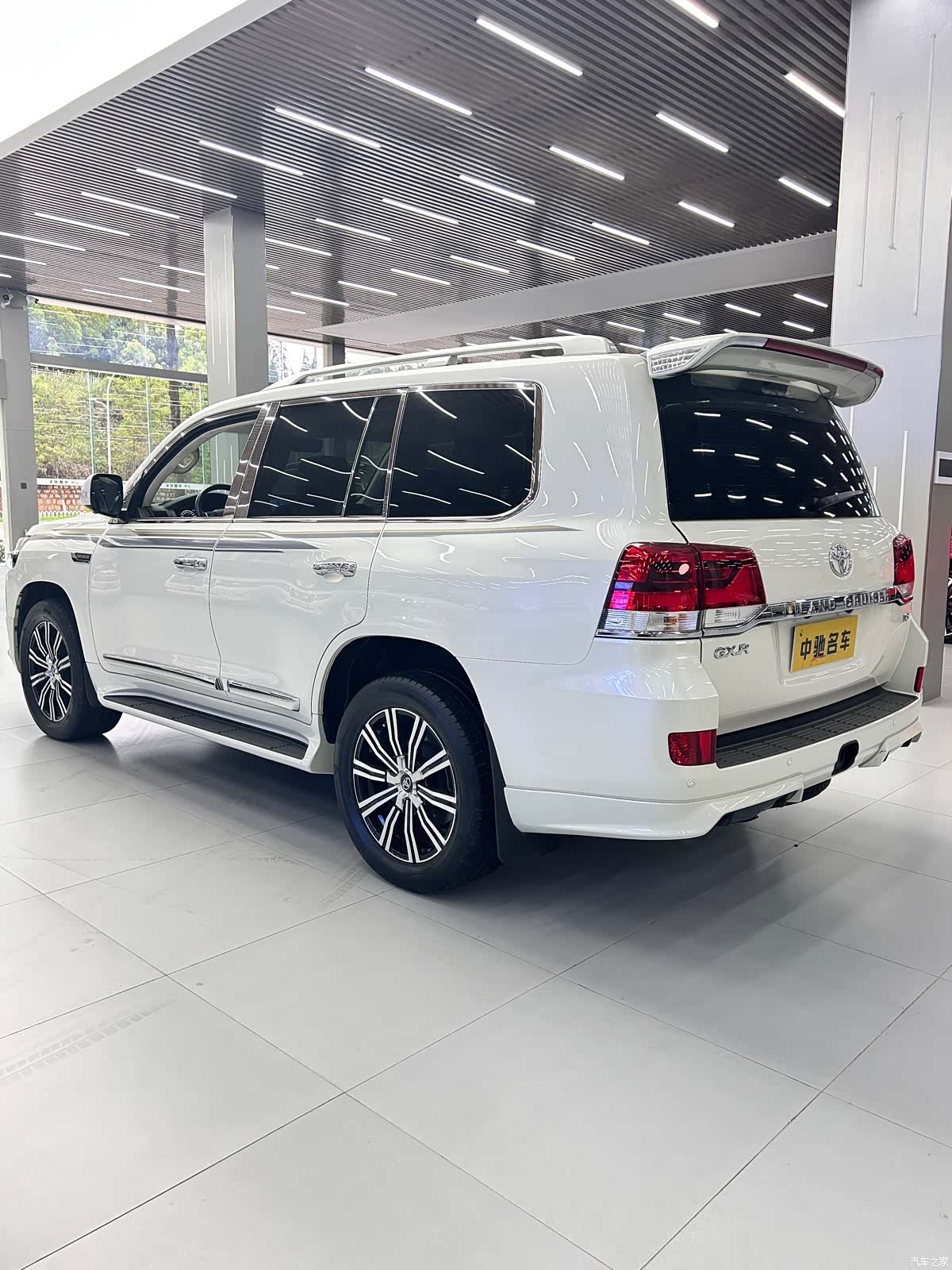 Toyota Land Cruiser, 2020 4