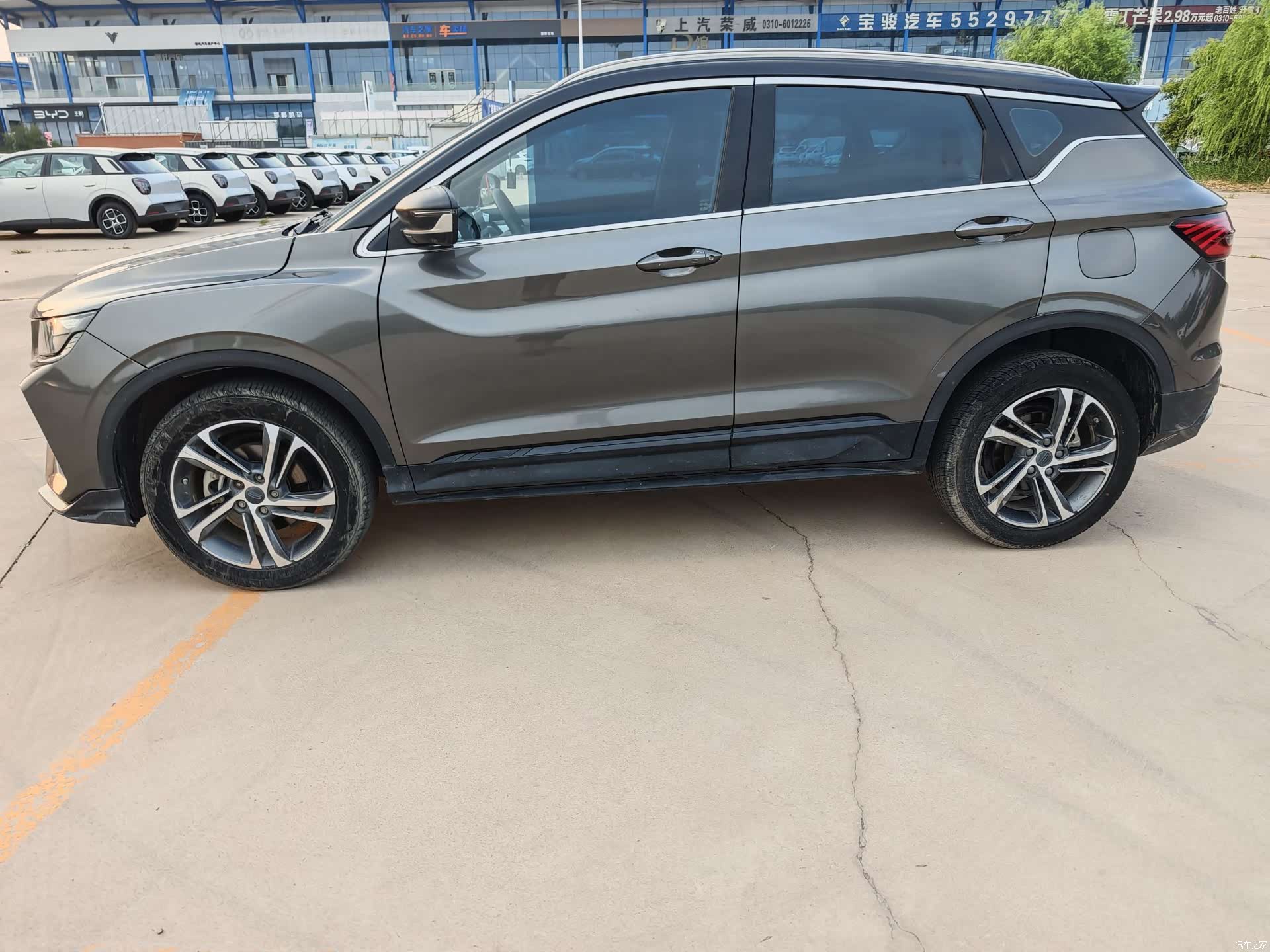 Geely Coolray, 2022 3