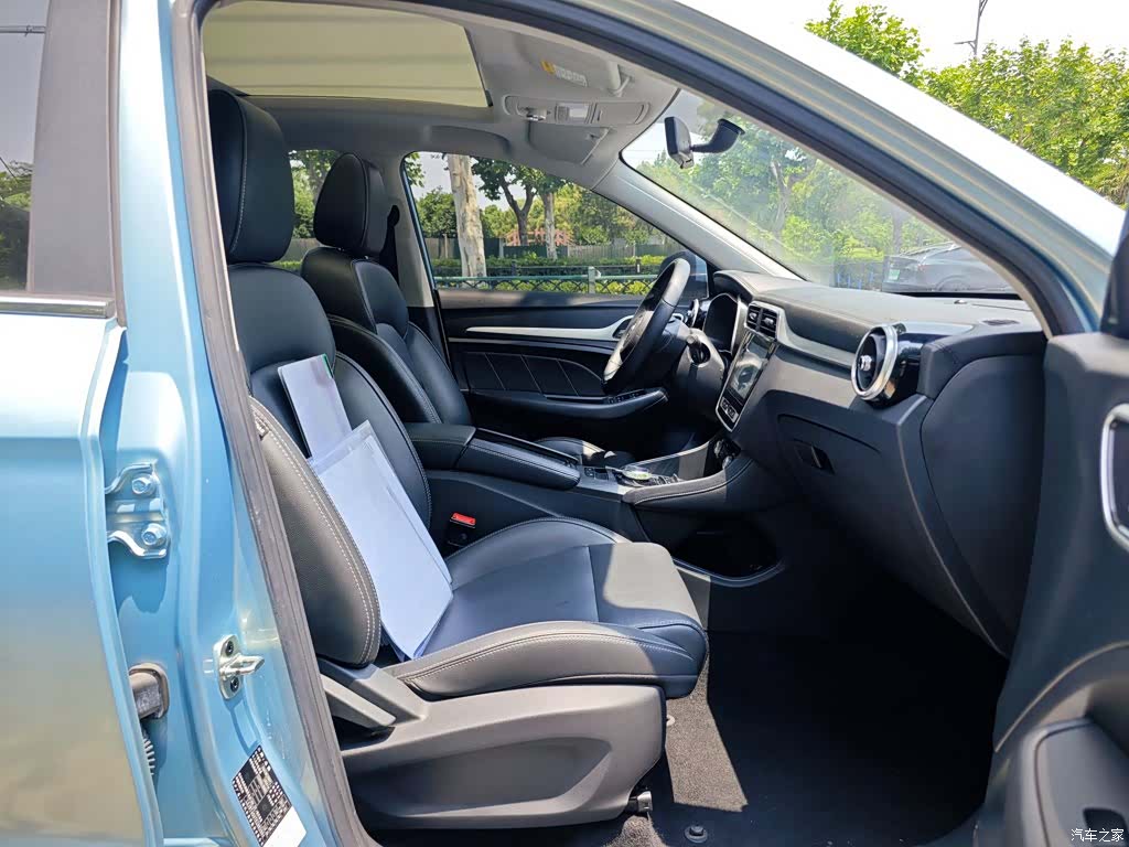 MG ZS, 2019 17