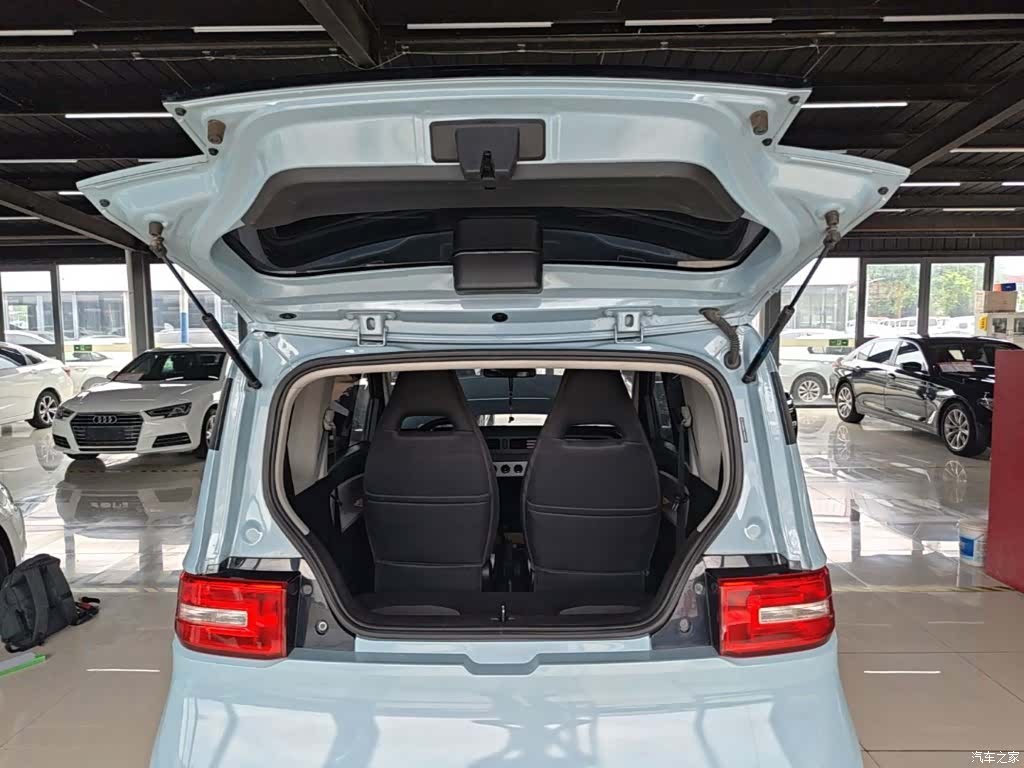 Wuling MINIEV, 2021 19