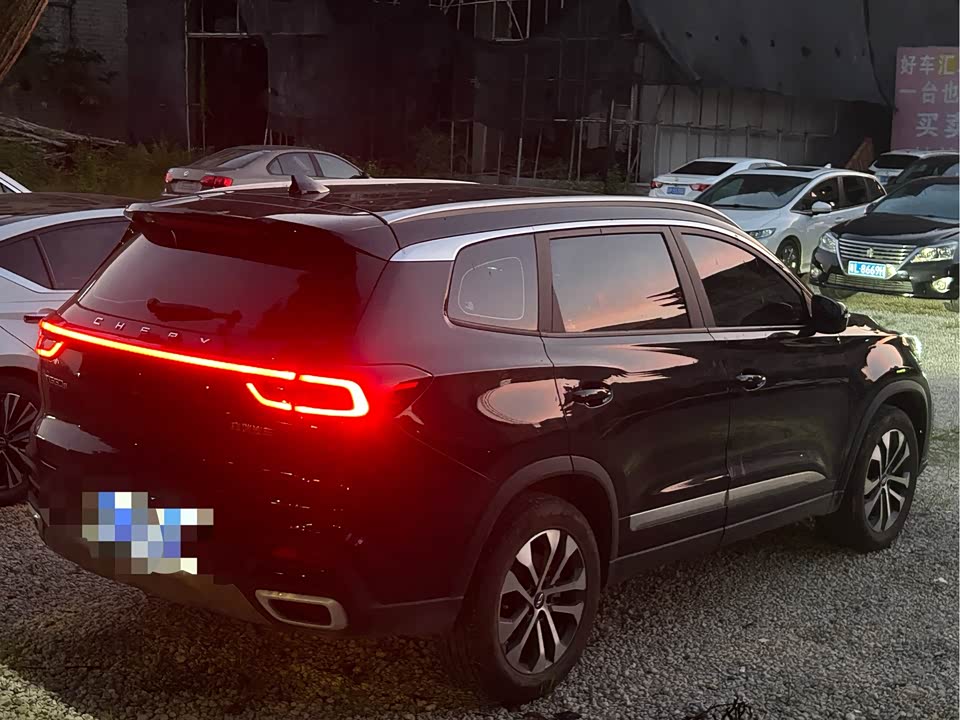 Chery Tiggo 8
