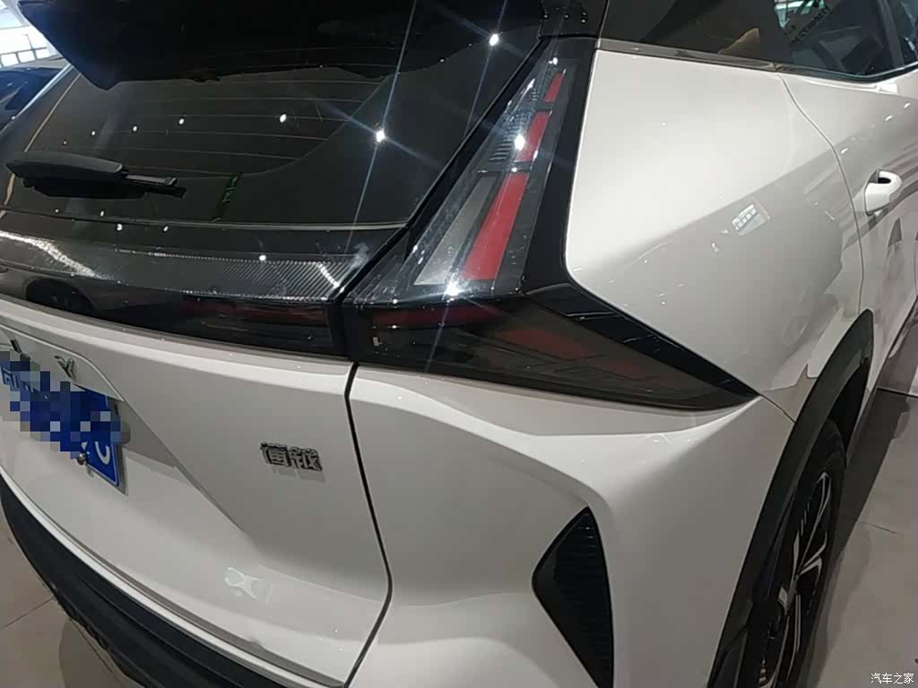 Geely Boyue, 2025 8