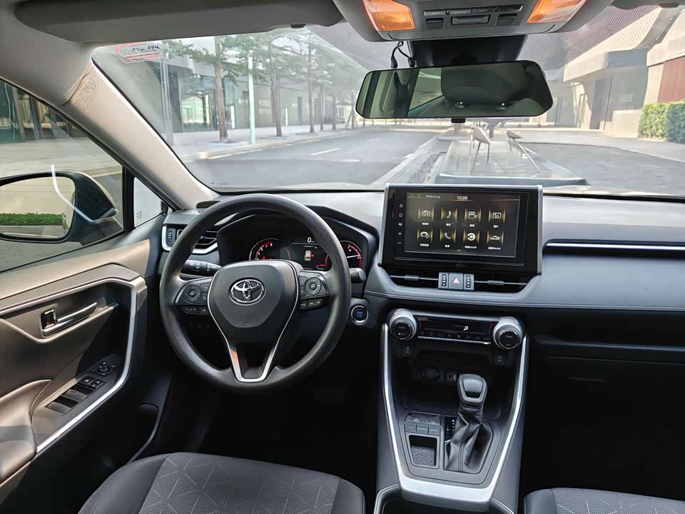 Toyota RAV4 Rongfang