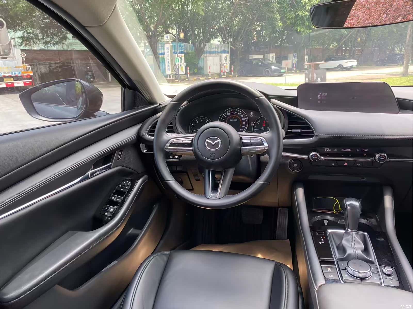Mazda Mazda3, 2021 10