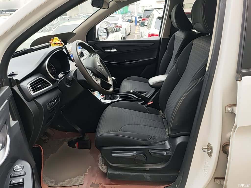 Wuling 730, 2021 15