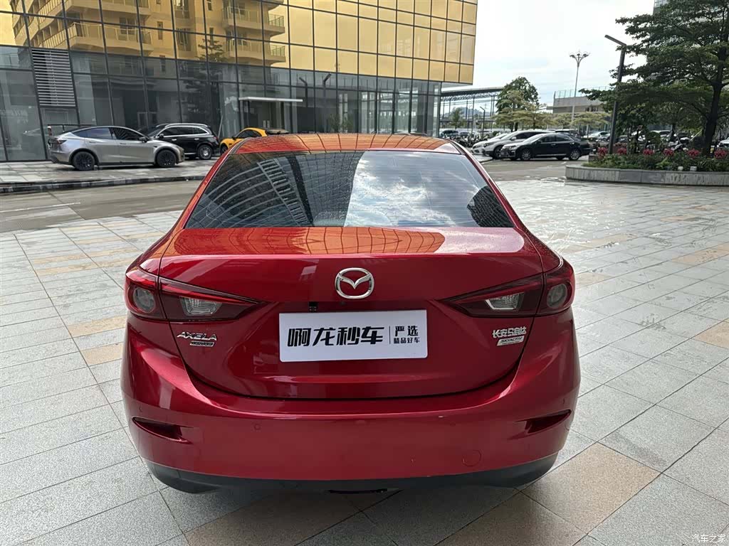 Mazda Mazda3, 2017 4
